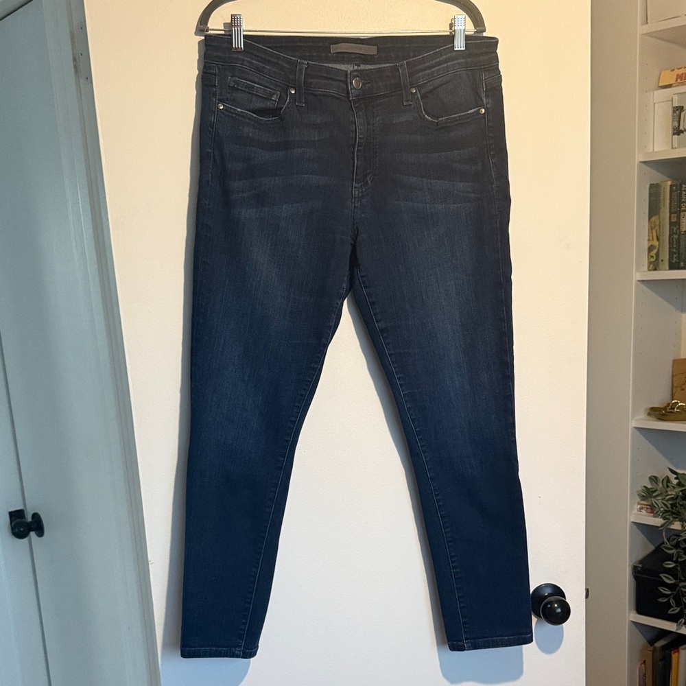 Joe’s stretchy straight leg jeans